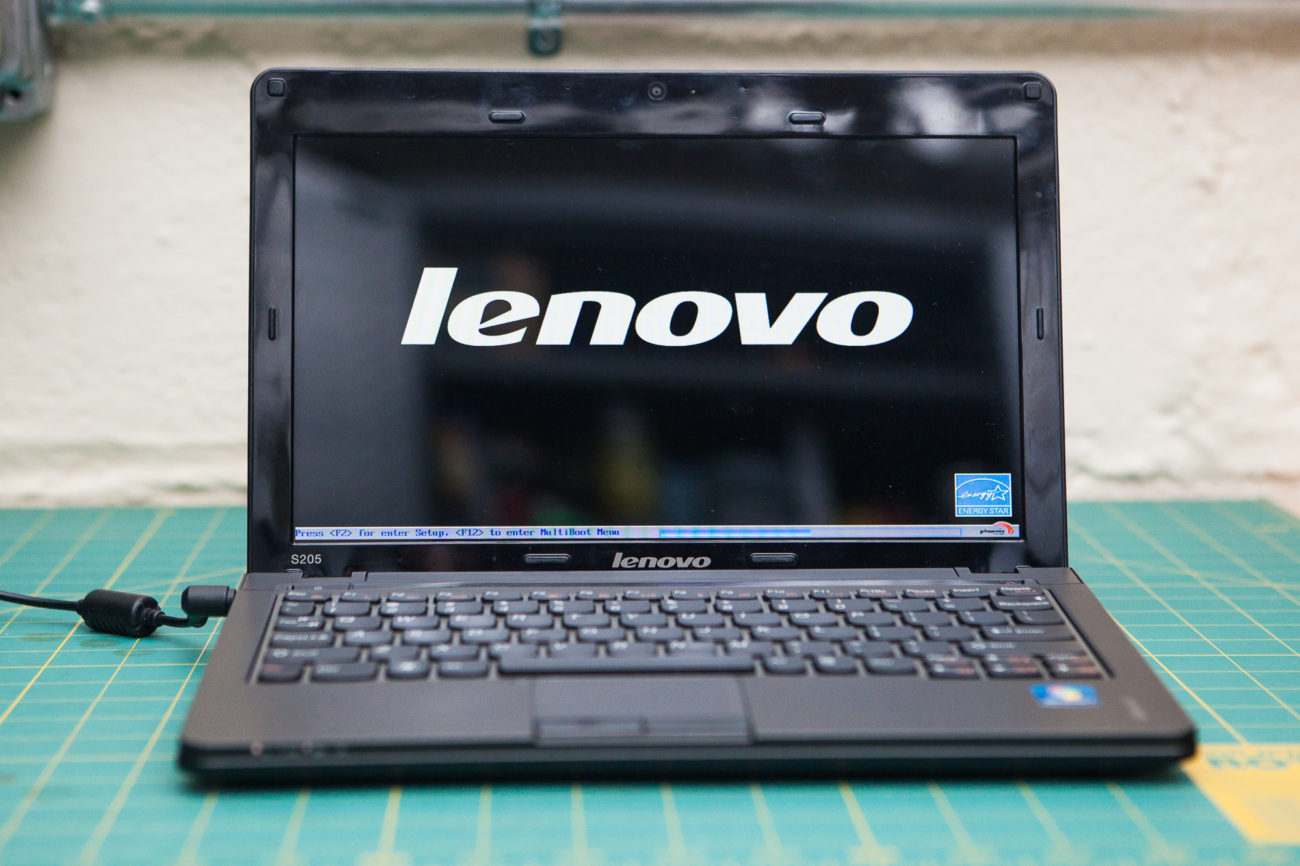 Рабочий ноутбук леново. Lenovo g565. Ноутбук Lenovo g550. Lenovo Invalid ноутбук. BIOS ноутбука Alienware.