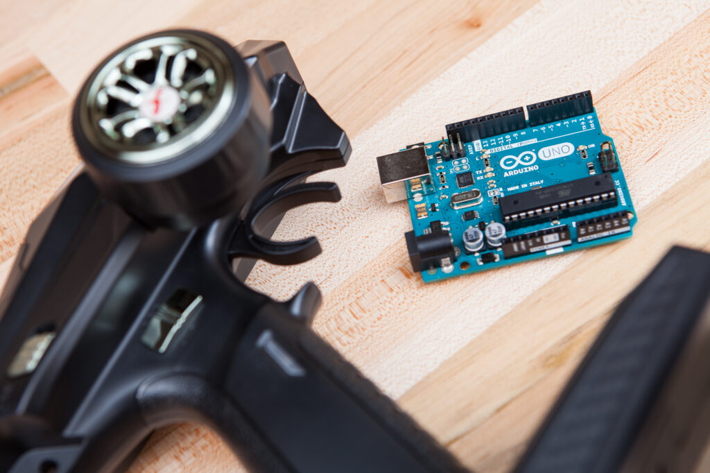 How To Use A Wii Nunchuk With An Arduino Parts Not Included How To Use A Wii Nunchuk With An Arduino Parts Not Included